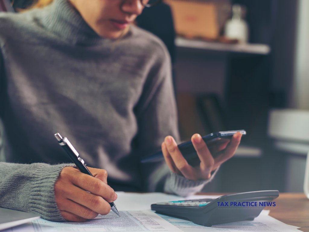 Don't Let 1099s Derail Your New Year: A Small Business Guide to Stress-Free Filing